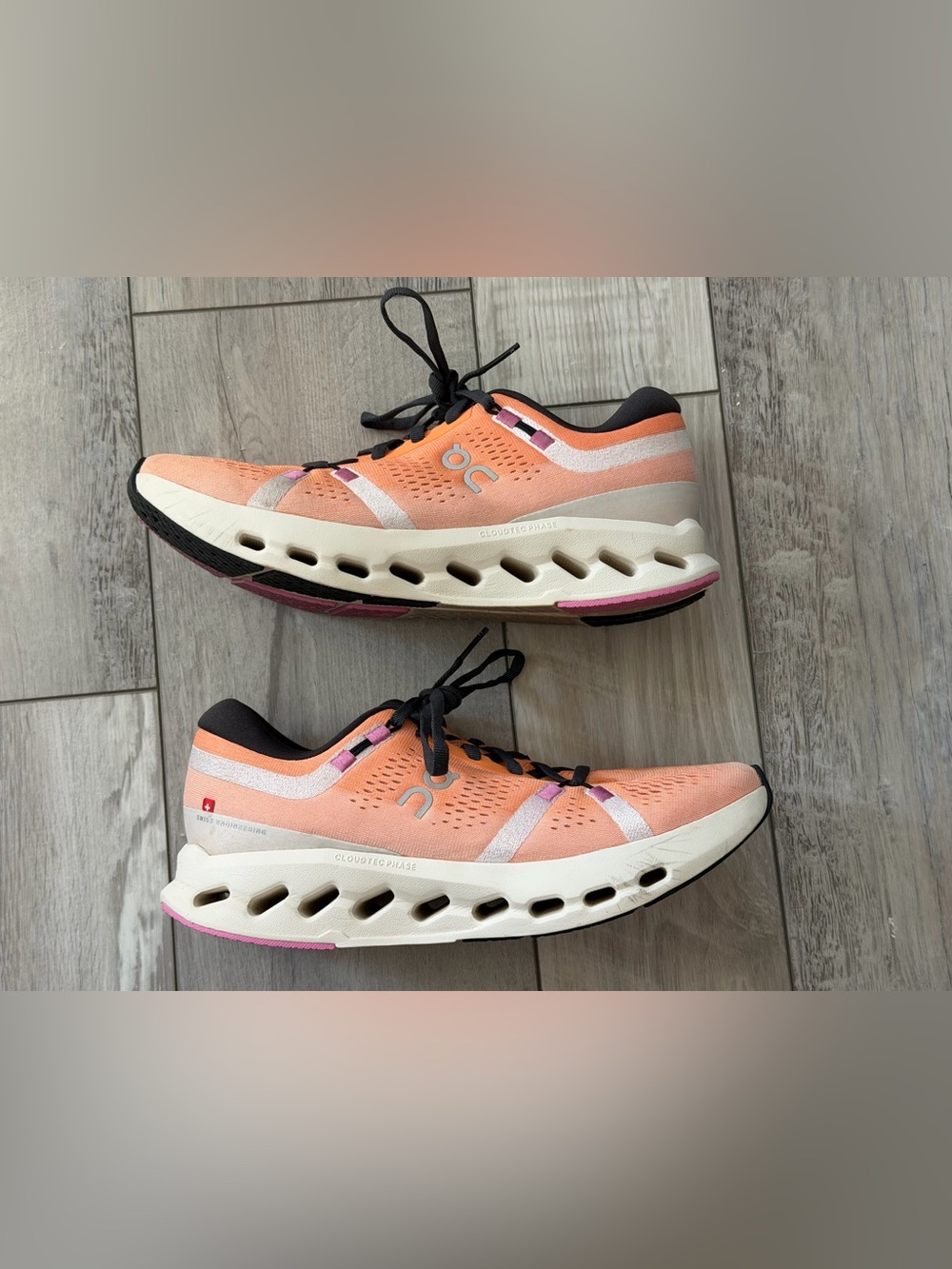 On running cloud surfer 2 orange/pink running/walking tennis shoes size 9.5